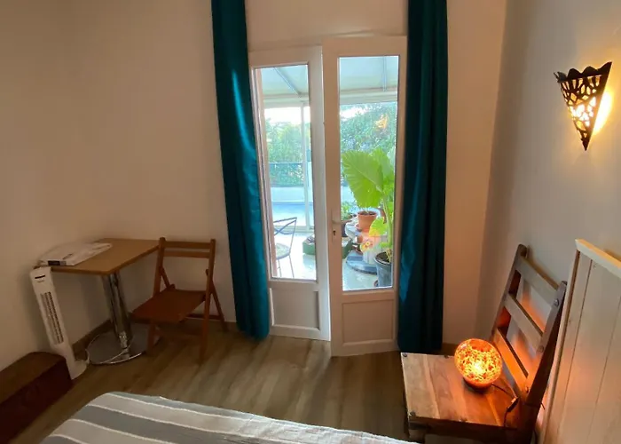 Appartement De Village Avec Terrasse